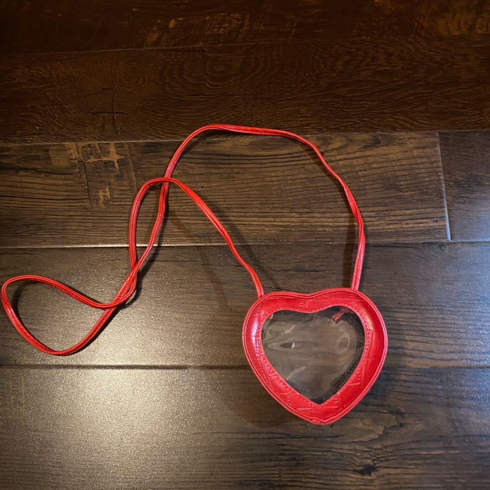 Dolls kill red heart crossbody purse